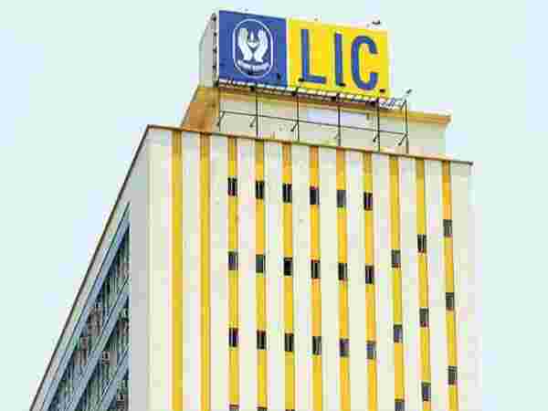 LIC Scheme : Pay Premium Once in This Scheme of LIC, Get 12,000 Pension Every Month