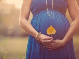 Health Insurance : Know how you can cover maternity cost with the help of health insurance