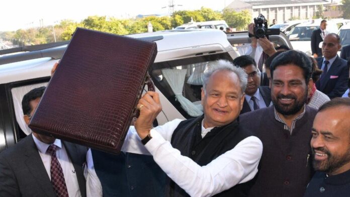 Rajasthan Budget Health 2023: Free treatment will be available up to 25 lakhs in Rajasthan, Gehlot government will bear all the expenses