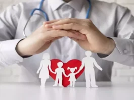 Health Insurance : Company's health insurance alone is not enough, know what problems can arise in it
