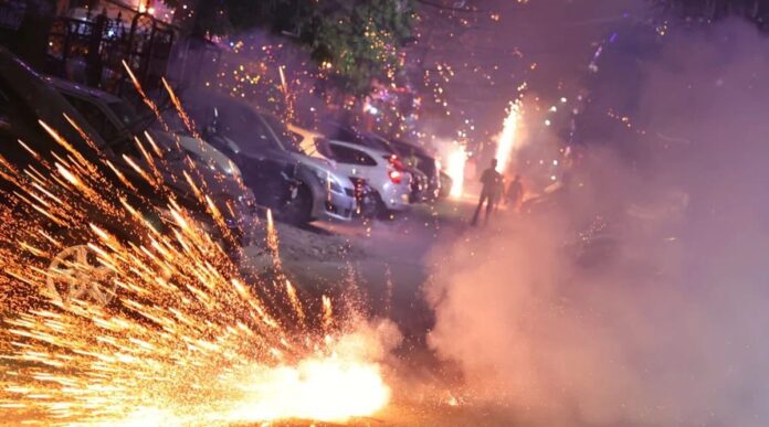 Diwali Car Insurance Claim : Did your car catch fire due to firecrackers on Diwali? Learn how to claim insurance. Diwali Car Insurance Claim : Did your car catch fire due to firecrackers on Diwali? Learn how to claim insurance.